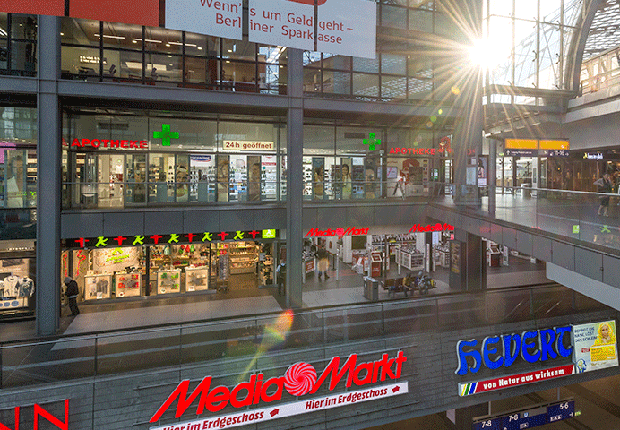 AMPELMANN Berlin Souvenir Shop im Berliner Hauptbahnhof